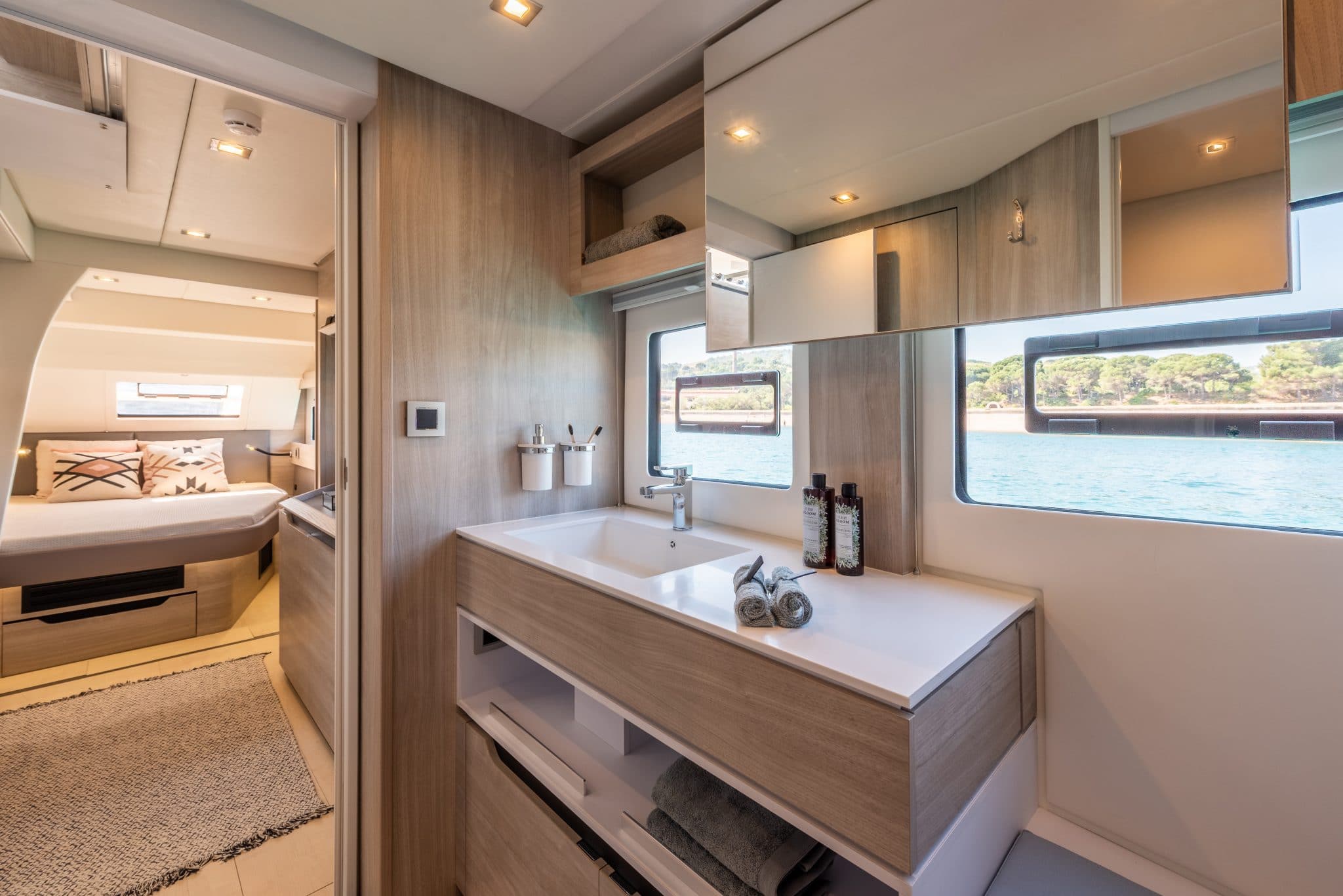 catana 70